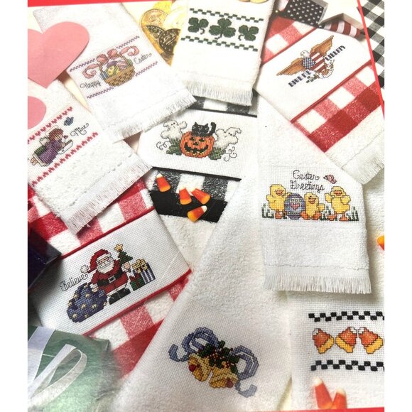 Holiday Towels Cross-Stitch Pattern Book By Good Natured Designs - Picture 1 of 3